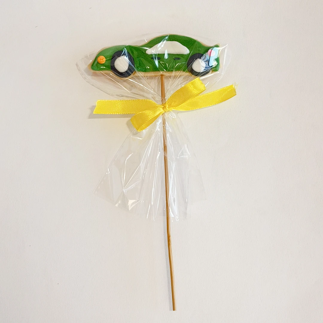 6 Green Car - Image 1